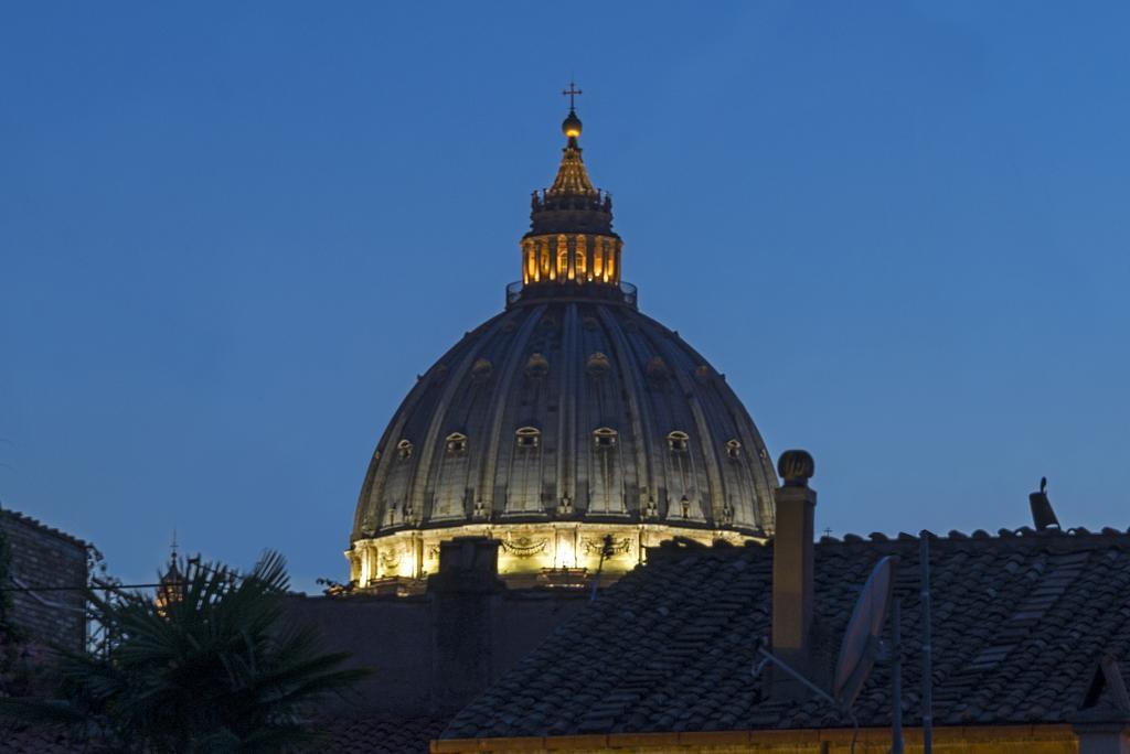 La Porta Rossa Di Borgo - Vatican Luxury Suite Rome Buitenkant foto